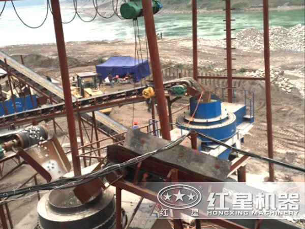 制砂生產(chǎn)線上的制砂機 制砂生產(chǎn)線上的制砂機