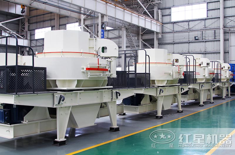 不同規(guī)格的制砂機(jī) 不同規(guī)格的制砂機(jī)