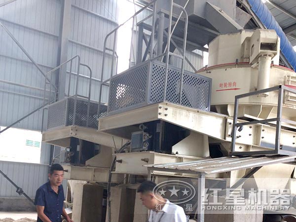 環(huán)保制砂生產現(xiàn)場 環(huán)保制砂生產現(xiàn)場