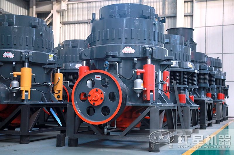 帶彈簧的為復(fù)合型圓錐破碎機 帶彈簧的為復(fù)合型圓錐破碎機