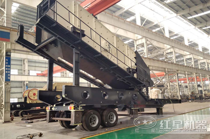 振動(dòng)篩沙機(jī)生產(chǎn)車間 振動(dòng)篩沙機(jī)生產(chǎn)車間