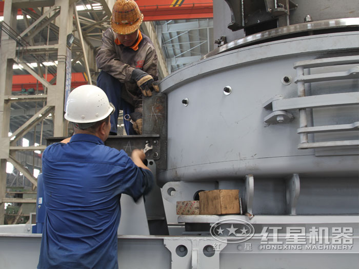 紅星環(huán)保制砂機結構密封嚴謹 紅星環(huán)保制砂機結構密封嚴謹
