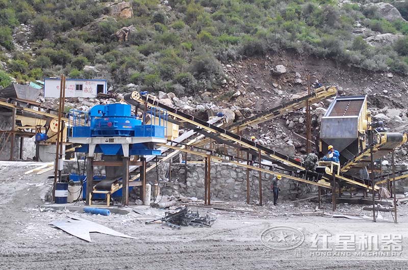 不同系列造沙機(jī)加工現(xiàn)場(chǎng) 不同系列造沙機(jī)加工現(xiàn)場(chǎng)