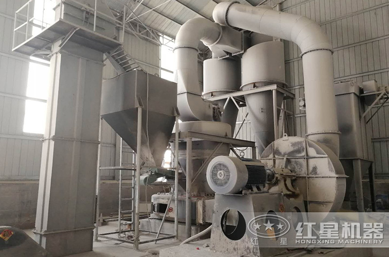 粉煤灰磨粉生產現(xiàn)場