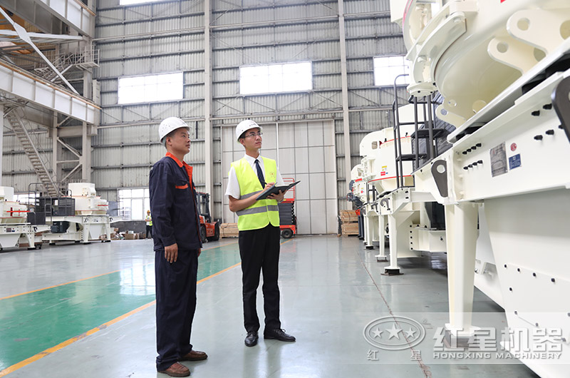 客戶投資機(jī)制砂生產(chǎn)來廠區(qū)考察設(shè)備 客戶投資機(jī)制砂生產(chǎn)來廠區(qū)考察設(shè)備