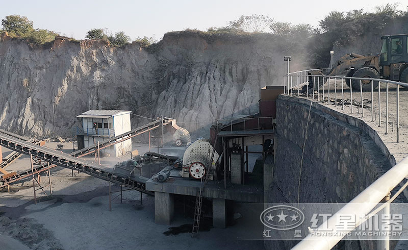 PCZ1615重錘式破碎機(jī)產(chǎn)量是多少？多少錢一臺(tái)？