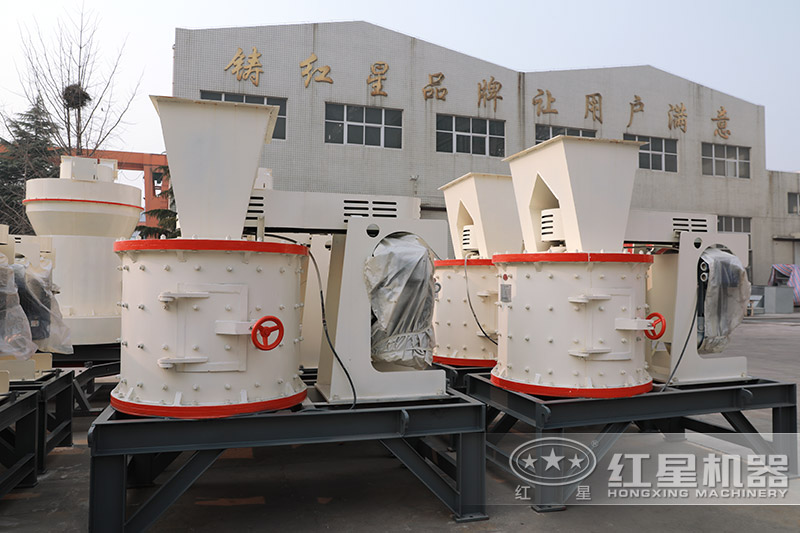 每小時(shí)10噸復(fù)合破碎機(jī)價(jià)格便宜，小型生產(chǎn)線必備