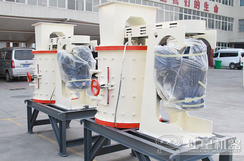 每小時(shí)10噸復(fù)合破碎機(jī)價(jià)格便宜，小型生產(chǎn)線必備