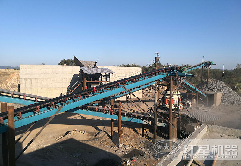 時(shí)產(chǎn)500噸用多大的鄂破，生產(chǎn)線配置有哪幾種？帶現(xiàn)場(chǎng)