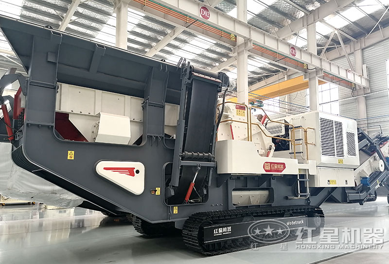 履帶移動(dòng)制砂機(jī)，濕地、爬坡無障礙
