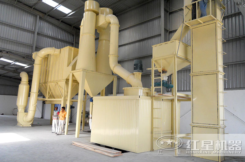 三環(huán)中速微粉磨現場 三環(huán)中速微粉磨現場